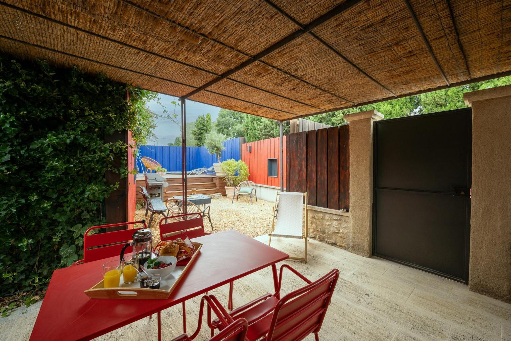 Villa Maison Avec Patio Et Jacuzzi Saint-Rémy-de-Provence Exterior foto